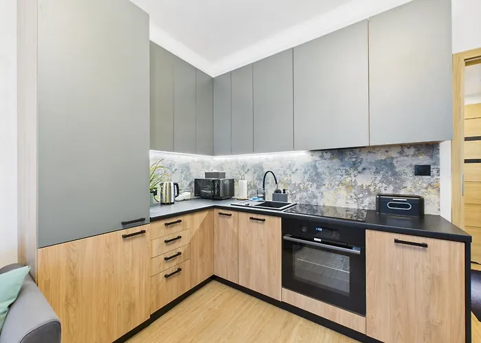 Superapart Kopińska 25 * Warszawa